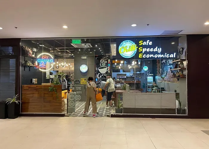 Aparthotel In It Park With Pool & Netflix Cebu