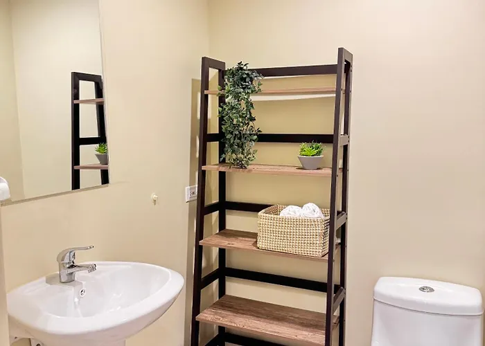 In It Park With Pool & Netflix Aparthotel Cebu