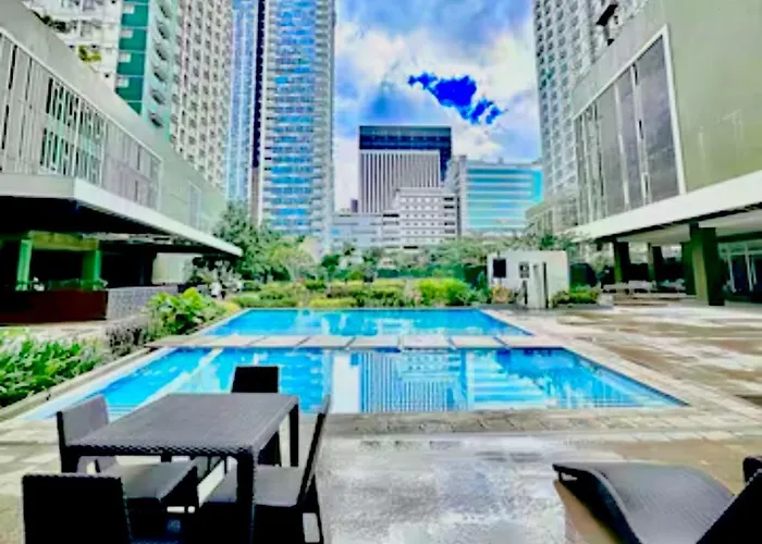 In It Park With Pool & Netflix Aparthotel